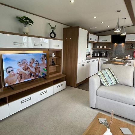 Golden Anchor - The Milano - Coastal Caravan Breaks Chapel St. Leonards Extérieur photo